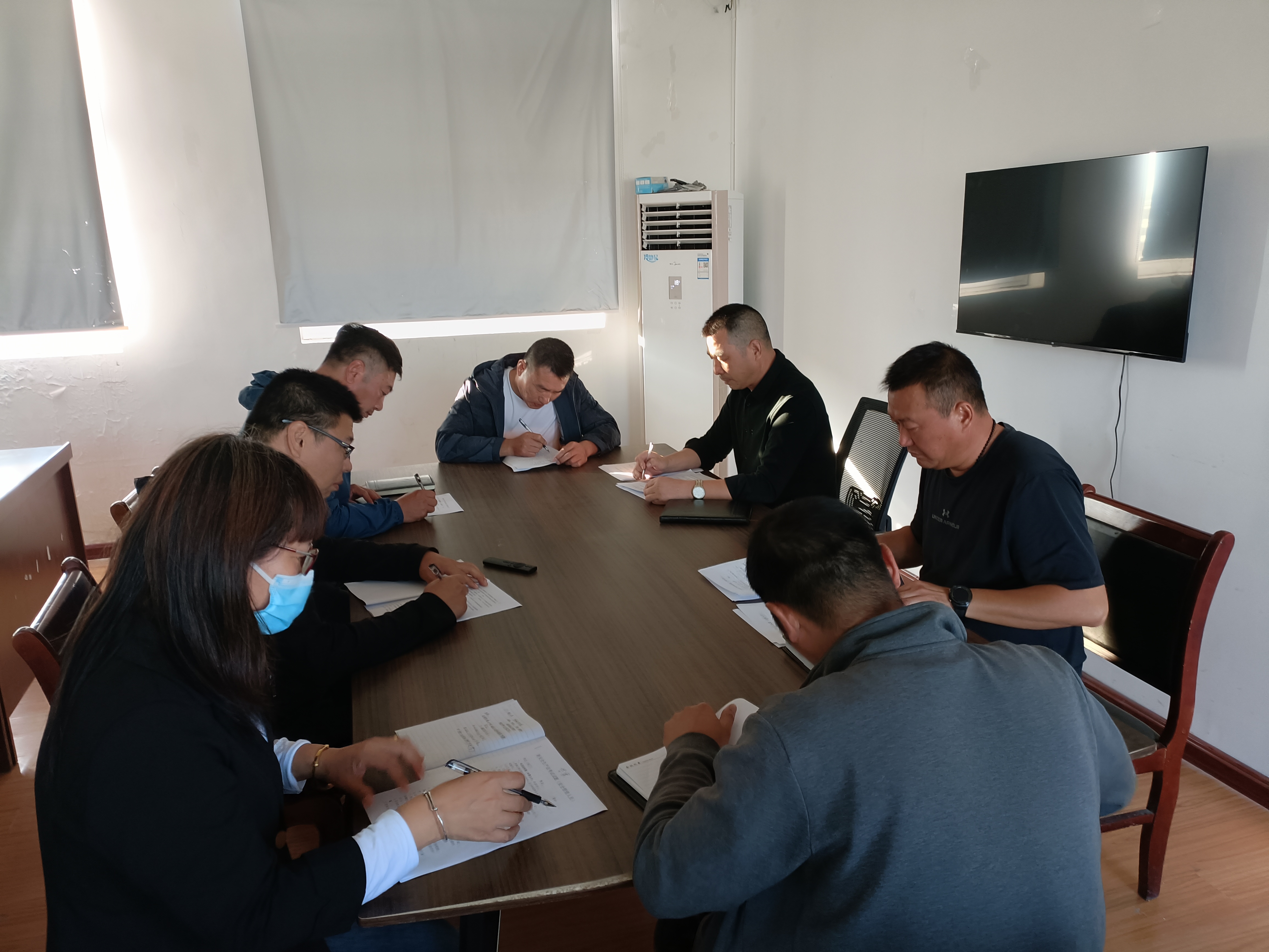 2EEF5AC8C40FC1DE9B221A5CBCAE5AEF.jpg 2EEF5AC8C40FC1DE9B221A5CBCAE5AEF.jpg